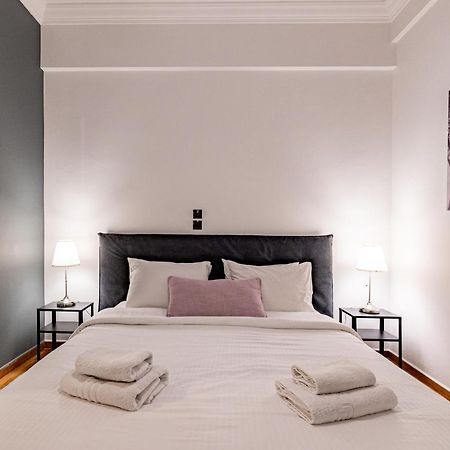 Cozy Apartment In Kolonaki Athens - Sleeps 5 Екстериор снимка